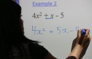 Professeur particulier de maths Se faire aider en cours de maths par un professeur particulier.