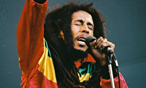 Comment jouer du reggae au piano ?